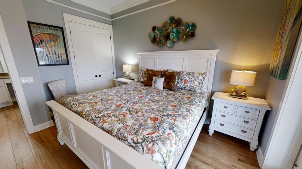 Front House Holiday home *