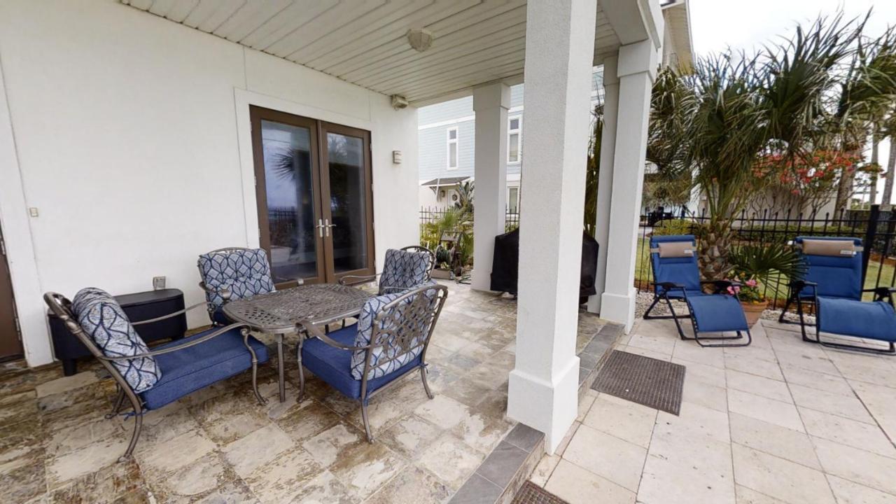Front House Holiday home